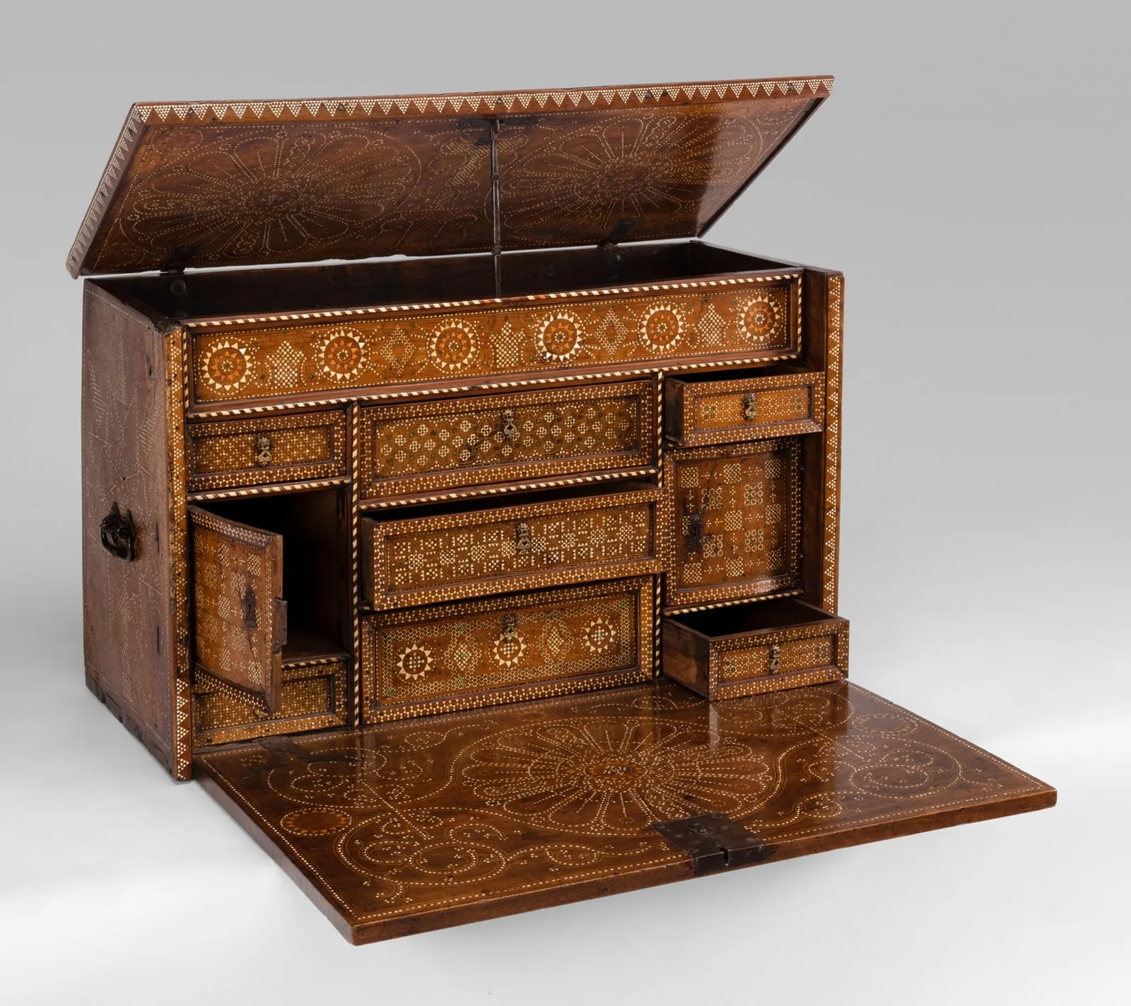 Writing Cabinet (Escritorio)