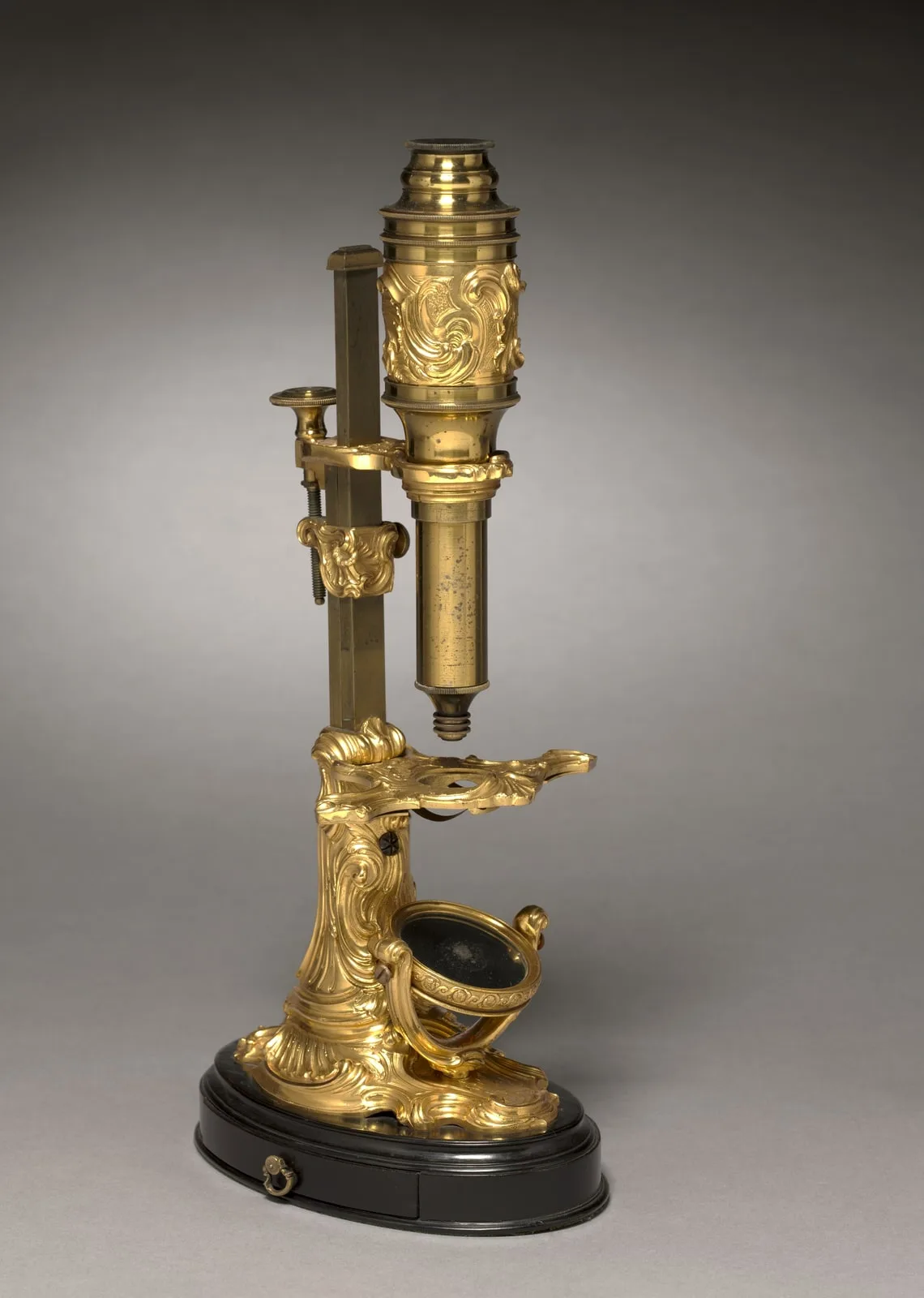 Microscope