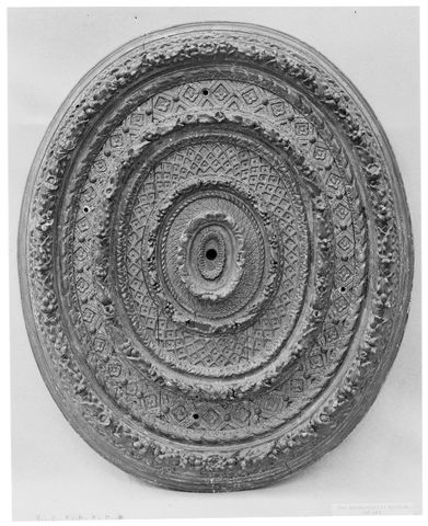 Ceiling medallion