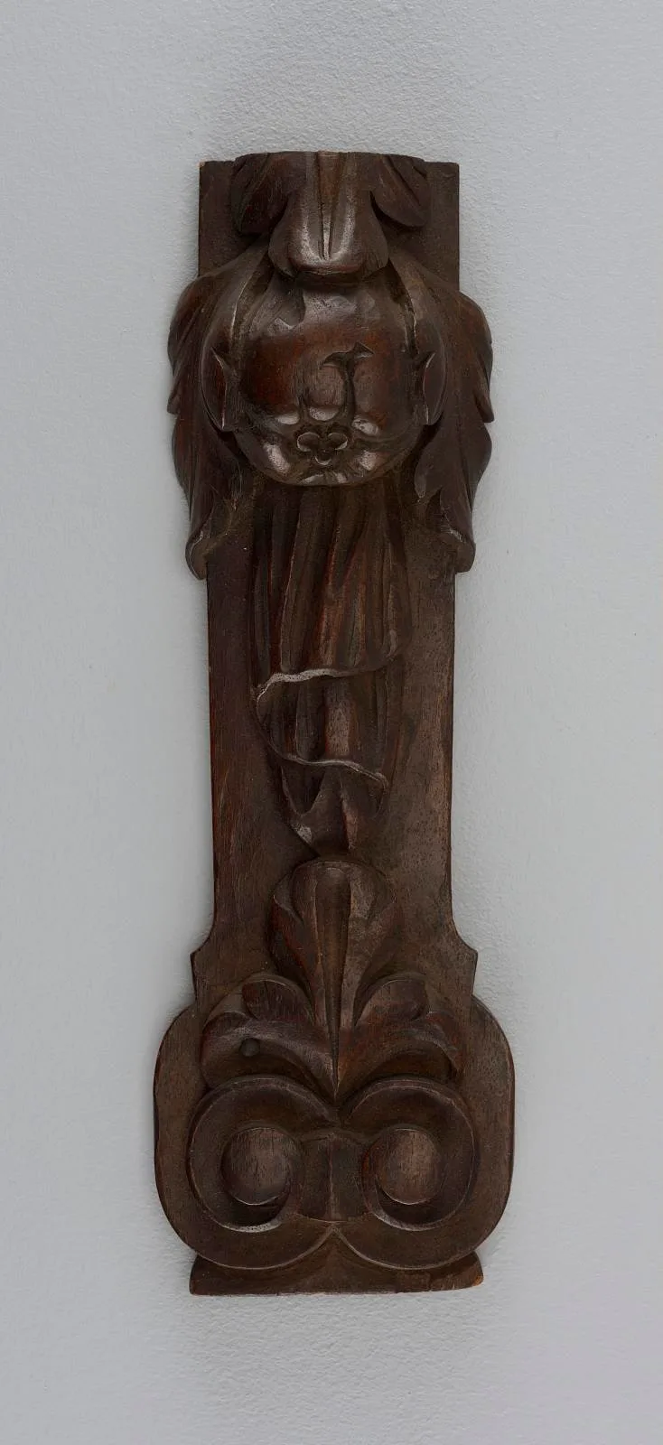 Fragment, pilaster